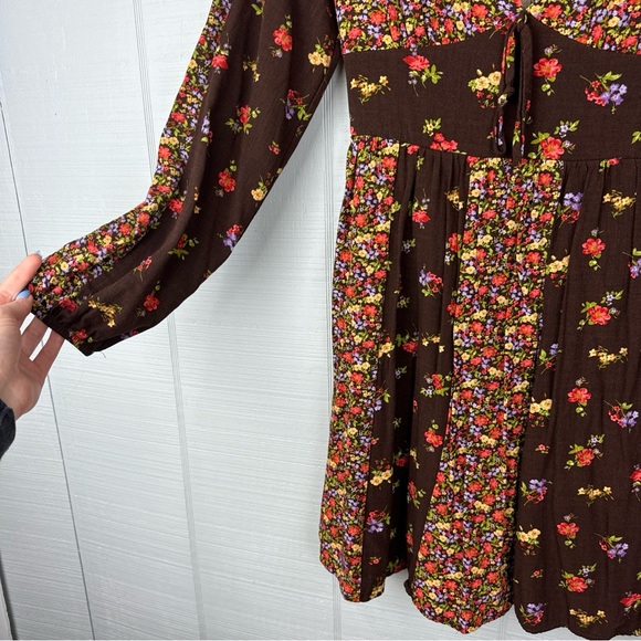 SO Goods For Life Brown Floral Stripe A-line Mini Long Sleeve Dress Empire Waist - Picture 2 of 6